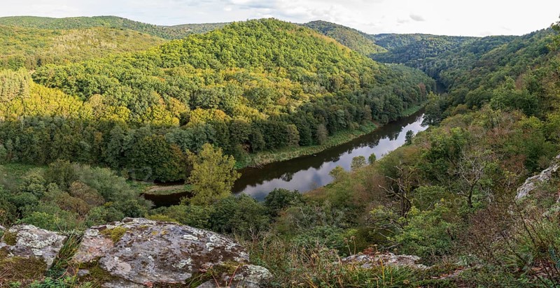 Autumn landscape, river loop, river Thaya, National Park Thayatal, Lower Austria, Austria