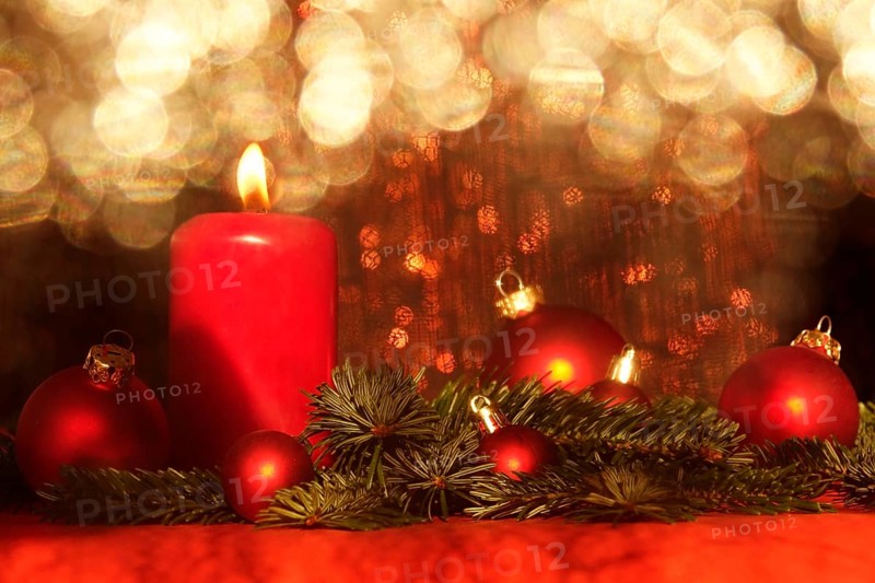 First Advent, Christmas decoration and candlelight, Germany