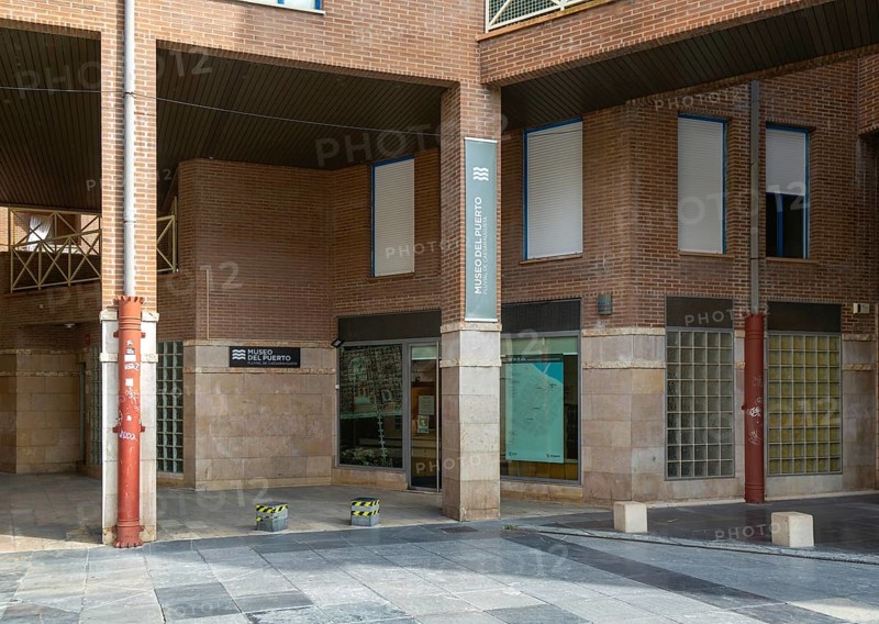 Museo del Puerto museum building, Roman port remains, Zaragoza, Aragon, Spain