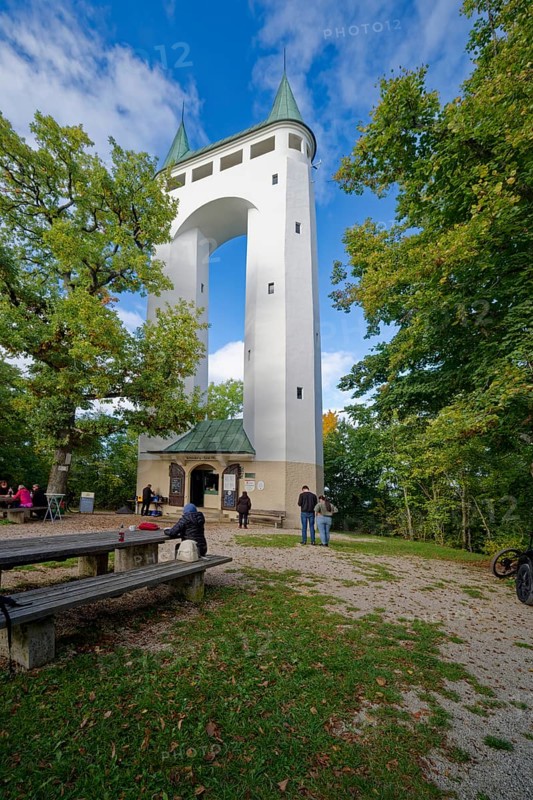 Schönberg Tower, observation tower, also known as Pfullinger Unterhose, double tower, Pfullingen, Baden-Württemberg, Germany