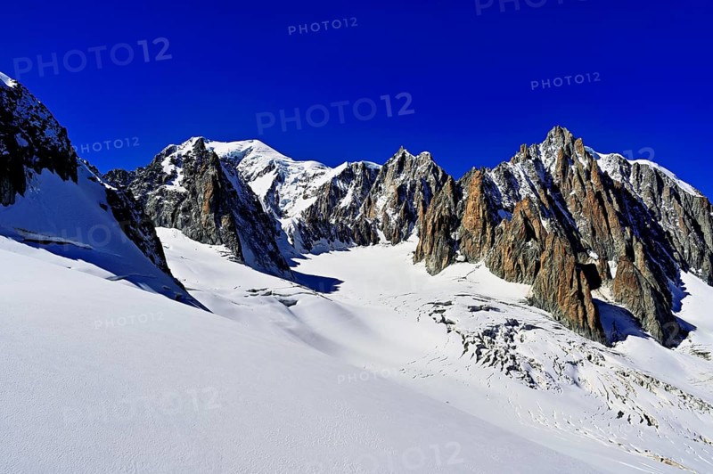 View of the mountains from the Télécabine Panorama Railway, La Tour Ronde, Mont Blanc, Mont Maudit, Le Mont Blanc du Tacul, in the foreground the glacier du Géant, Chamonix-Mont-Blanc, Haute-Savoie, France