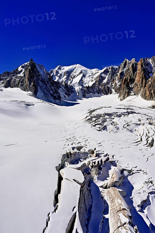 View of the mountains from the Télécabine Panorama Railway, La Tour Ronde, Mont Blanc, Mont Maudit, Le Mont Blanc du Tacul, in the foreground the glacier du Géant, Chamonix-Mont-Blanc, Haute-Savoie, France