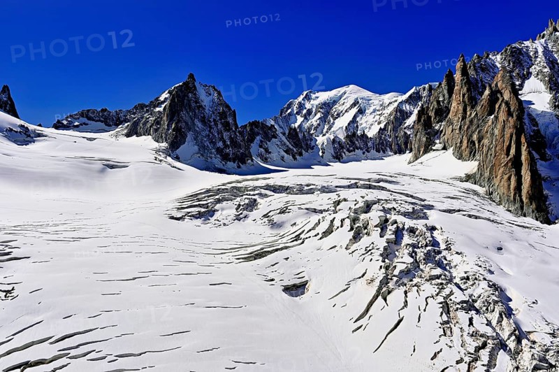 View of the mountains from the Télécabine Panorama Railway, La Tour Ronde, Mont Blanc, Mont Maudit, Le Mont Blanc du Tacul, in the foreground the glacier du Géant, Chamonix-Mont-Blanc, Haute-Savoie, France