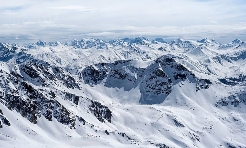 View of mountain panorama, mountain landscape in winter, Albula Alps, Rhaetian Alps, Graubünden, Switzerland