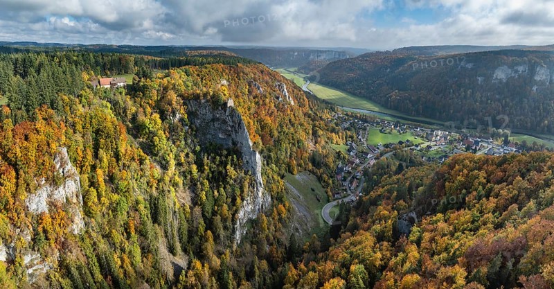 Aerial view, panorama from the viewpoint, shovels and Hausen Castle, also known as the Hausen ruins, surrounded by autumn vegetation, a ruin of a castle above the village of Hausen in the valley in the Upper Danube Valley, Beuron, Sigmaringen district, Baden-Württemberg, Germany