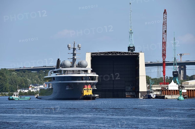 Superyacht COSMOS is undocked from the Lürssen shipyard, Kiel Canal, Kiel Canal, Kiel Canal, Rendsburg, Schleswig-Holstein, Germany