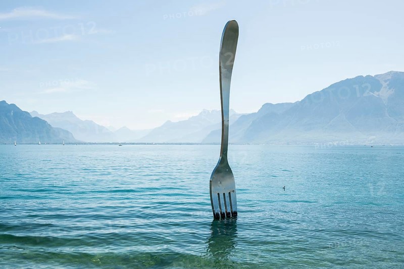 La Fourchette, the fork, sculpture by Jean-Pierre Zaugg, Vevey, Lake Geneva, Lac Léman, Canton of Vaud, Switzerland