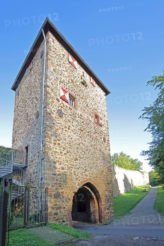 Historic Johannistor as part of the former town fortifications, town gate, town tower, Bad Münstereifel, Ahrgebirge, Eifel, North Rhine-Westphalia, Germany
