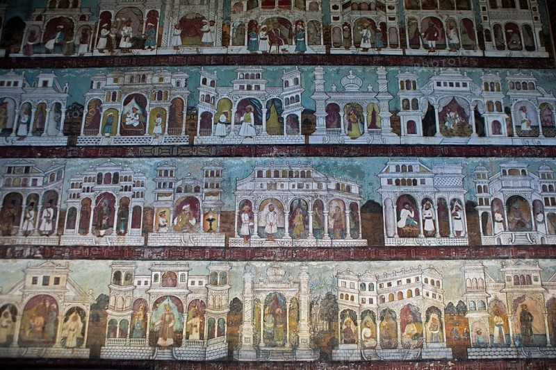 Mural painting in the Daria Daulat Bagh or Tipu Sultan's Summer Palace, Srirangapatna, Karnataka, India