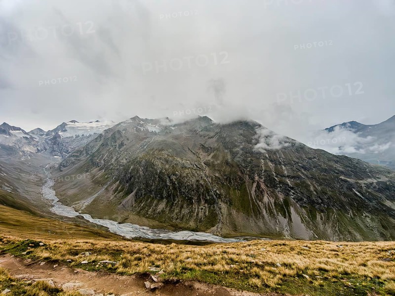 Panoramic view from the Hohe Mut over the Mutsattel and the Rotmoostal to the Gurglkamm in the Ötztal Alps, Hohe Mut Alm, Gurgl, Sölden, Tyrol, Austria