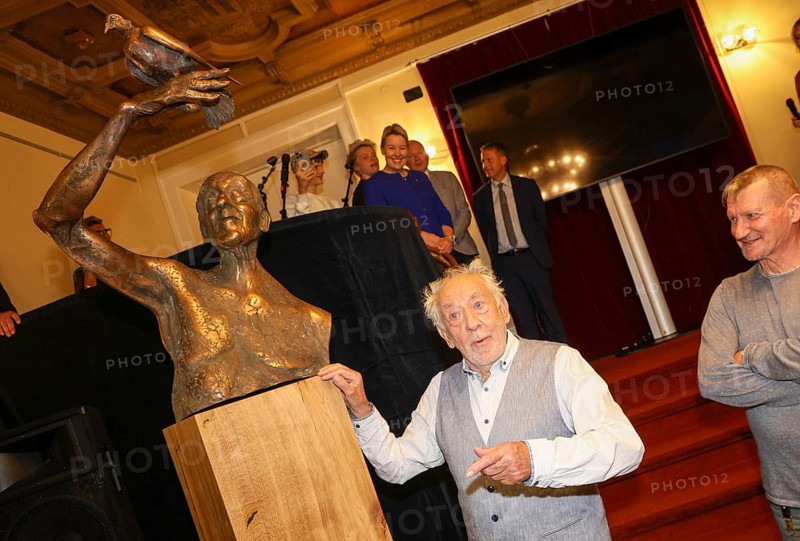 Dieter Hallervorden at the premiere of the play 'Der eingebildet Kranke' and Dieter Hallervorden's 90th birthday at the palace gardens Theatre. Berlin, 05.09.2025