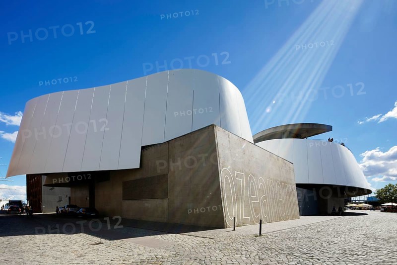Natukundemuseum, museum shows underwater world of the cold seas, opening 12.07.2008, modern architecture, sunbeams, view from Neue Semlower Straße, Stralsund, Mecklenburg-Vorpommern, Germany