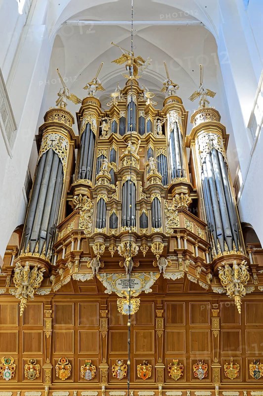 Stellwagen organ, built 1653-1659 by Friedrich Stellwagen, Baroque, St. Mary's Church, also known as Marienkirche, basilica, late Gothic, three naves with transept, first mentioned in 1298, 104 metre high church tower with view, Neuer Markt, Old Town, UNESCO World Heritage Site, Hanseatic City of Stralsund, Mecklenburg-Western Pomerania, Germany