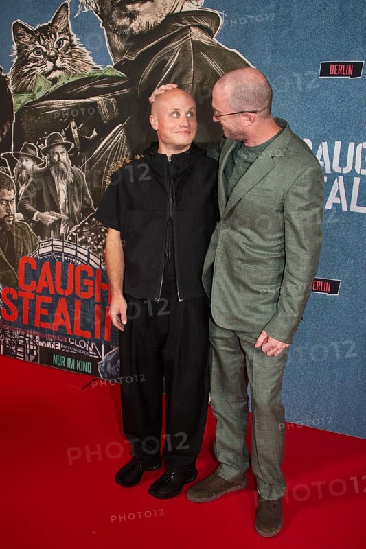 Actor Nikita Andreyevich Kukushkin, director and producer Darren Aronofsky, CAUGHT STEALING (in cinemas from 28.08.2025), exclusive screening at the ASTOR Film Lounge, Berlin, 23.08.2025