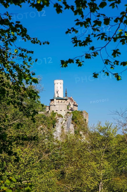 Lichtenstein Castle, fairytale castle of Württemberg, romantic fairytale castle on the eaves of the Swabian Alb, historicism, architecture, new building 1840-1842, according to plans by architect Carl Alexander Heideloff, 19th century, Honau, municipality of Lichtenstein, Baden-Württemberg, Germany