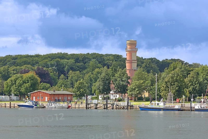 Old lighthouse at the harbour, shore, Travemünde, Lübeck, Schleswig-Holstein, Germany