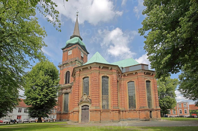 Baroque Schelfkirche St. Nikolai, brick church, Schelfstadt, Schwerin, Mecklenburg-Vorpommern, Germany