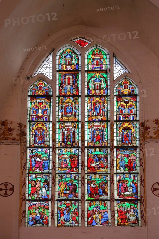 Colourful church window by Master Bertram built 14th century, interior view, stained glass, arts and crafts, art, Heiligen-Geist-Kirche, Wismar, Mecklenburg-Vorpommern, Germany