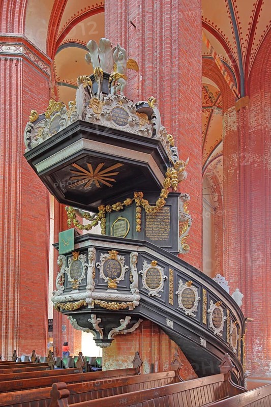 Pulpit with pulpit bonnet built in 1708, baroque, decorations, wood carvings, craftsmanship, art, pulpit lid, sounding board, pulpit canopy, brick gothic, brick church, UNESCO, St. Nikolai Church, Wismar, Mecklenburg-Western Pomerania, Germany