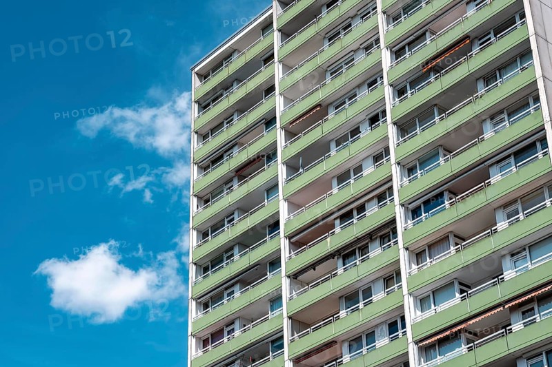 Residential tower block, in Essen-Steele, tallest residential building in the city, over 130 flats on 20 floors, 70 metres high, North Rhine-Westphalia, Germany