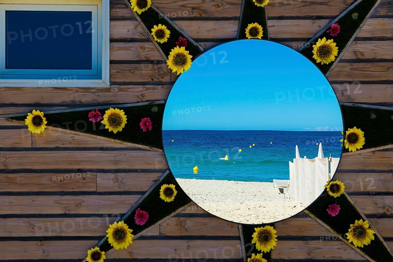 Beach bar Tahiti, Plage de Tahiti, Saint Tropez, Var, French Riviera, Provence-Alpes-Cote d'Azur, Cote d Azur, France