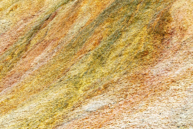 Discoloured rock, sinter, Jotunkjeldene, Spitsbergen, Svalbard