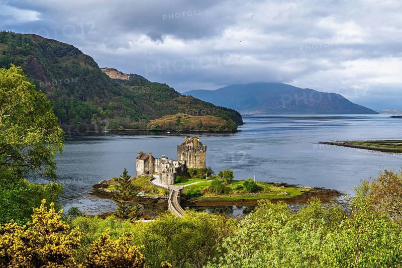 Eilean Donan Castle, Loch Duich, Isle of Skye, Highlands, Scotland, UK