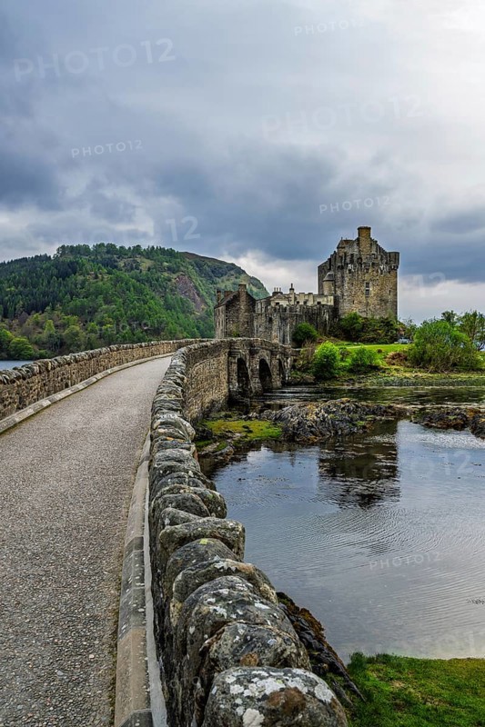Eilean Donan Castle, Loch Duich, Isle of Skye, Highlands, Scotland, UK