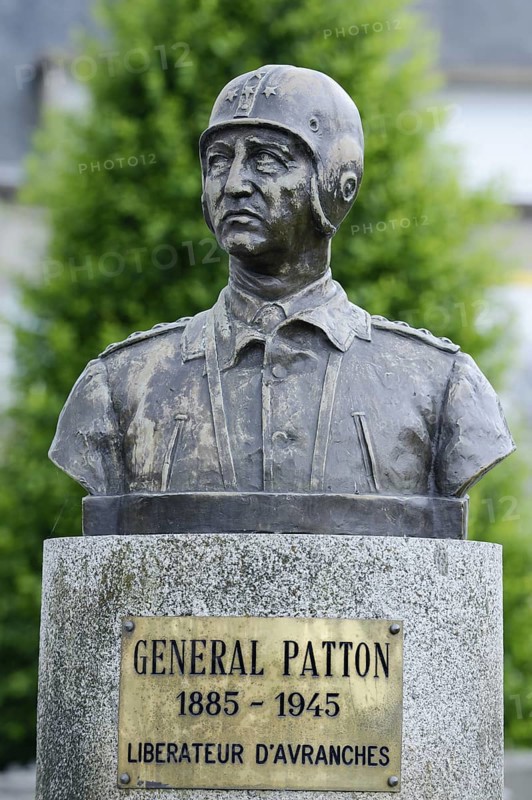 General Patton Memorial, General of the US Army in the Second World War, Place Patton, Avranches, Departement Manche, Normandy, France