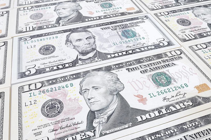 US dollar notes, 10 dollars, 5 dollars, banknotes