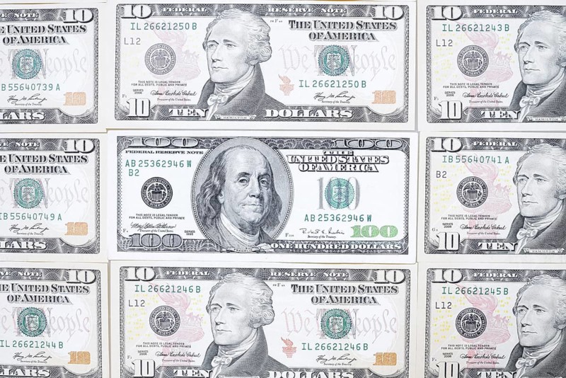 US dollar notes, 10 dollars, 100 dollars, banknotes