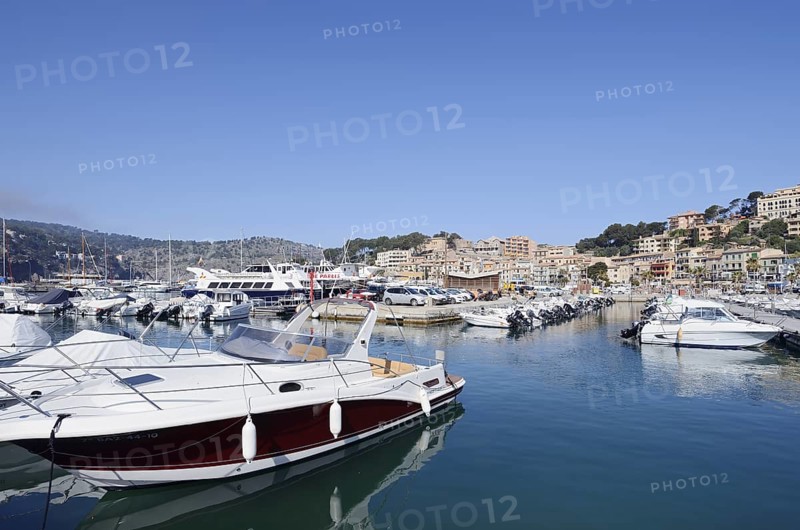 Boats in the harbour, Port De Soller, Majorca, Balearic Islands, Spain