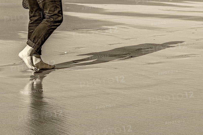 Beach walk by the sea, Wenningstedt-Braderup, North Sea, Schleswig-Holstein