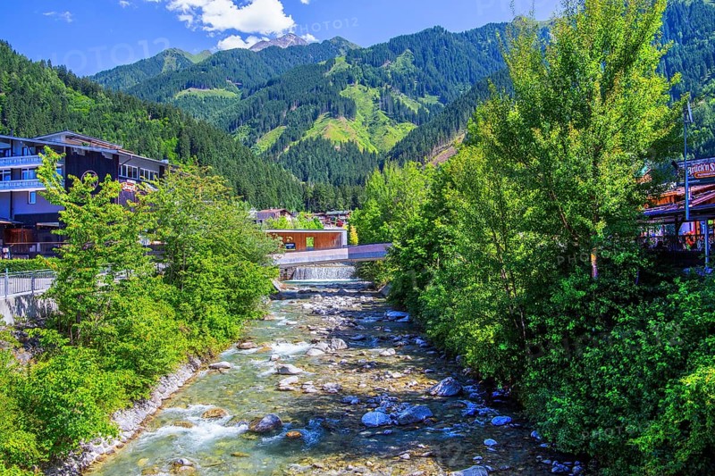 Zillerbach in the town centre, Mayrhofen, Zillertal, Zillertal Alps, Tyrol, Austria