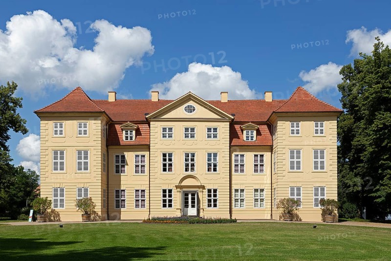 Castle, Castle Island, Mirow, Mecklenburg Lake District, Mecklenburg-Western Pomerania, Germany