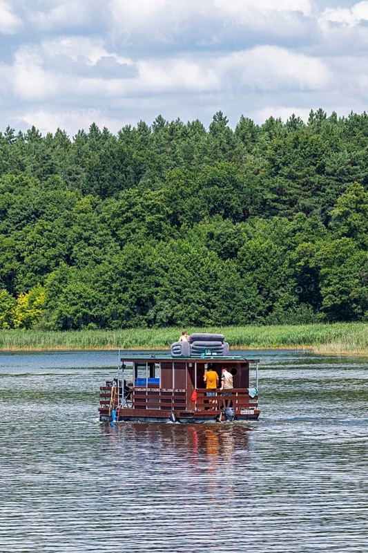 Houseboat, Zotzensee, Mecklenburg Lake District, Mecklenburg-Western Pomerania, Germany