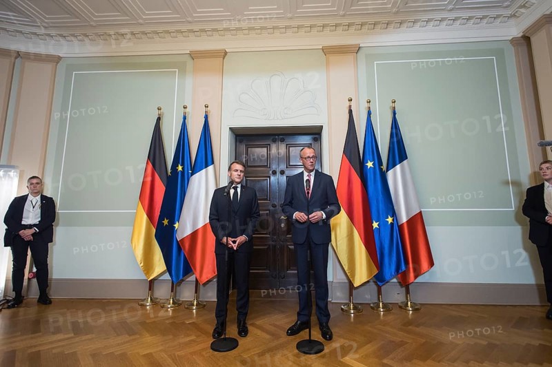 Friedrich Merz (CDU, Federal Chancellor) and Emmanuel Macron (President of the French Republic) at a joint press statement at the Villa Borsig in Berlin on 23 July 2025