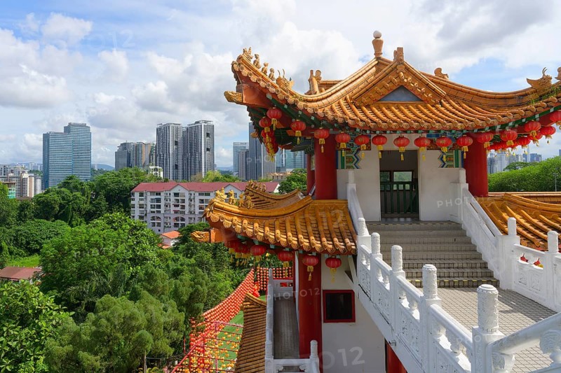 Thean Hou Temple to the Goddess Mazu and Kuala Lumpur skyline, Malaysia, Asia