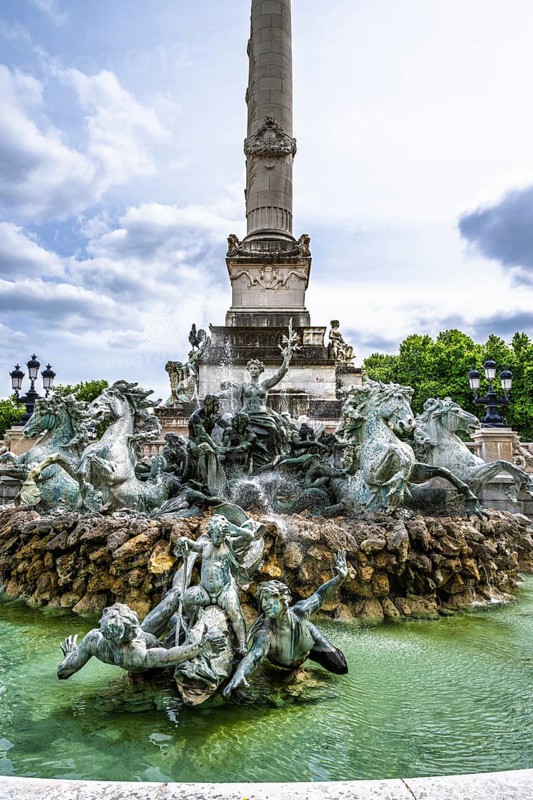 Fontaine du Char du Triomphe de la Concorde, Place des Quinconces, Bordeaux, Gironde, Nouvelle-Aquitaine, France