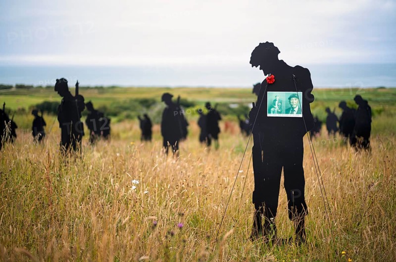 Installation, Standing with Giants, honours the victims of the fallen British soldiers by personification, British Normandy Memorial, war memorial, Ver-sur-Mer, D-Day, Operation Overlord, Gold Beach, Normandy, Calvados, France