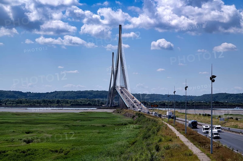 Motorway, Pont de Normandie, Normandy Bridge, cable-stayed bridge, Le Havre, Honfleur, Normandy, Calvados, France