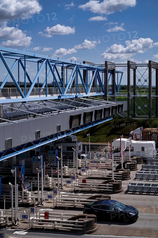 Toll station, toll, Barriere de Payage, motorway, Pont de Normandie, Normandy bridge, cable-stayed bridge, Le Havre, Honfleur, Normandy, Calvados, France