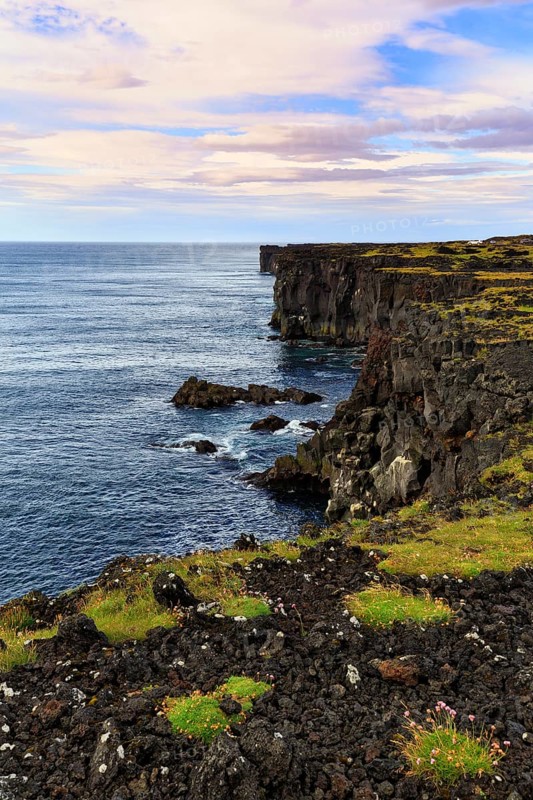 Black basalt cliffs, Svörtuloft cliffs, volcanic landscape, Skalasnagi, Öndverdarnes, Snaefellsjökull National Park, Iceland