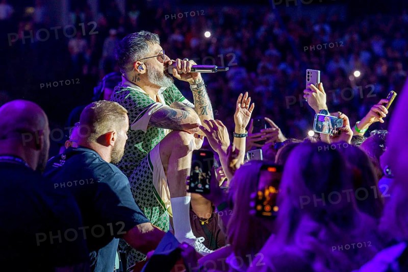 Sido live in the audience on 25 years of SIDO - The anniversary tour at the Berlin Waldbühne on 18 July 2025