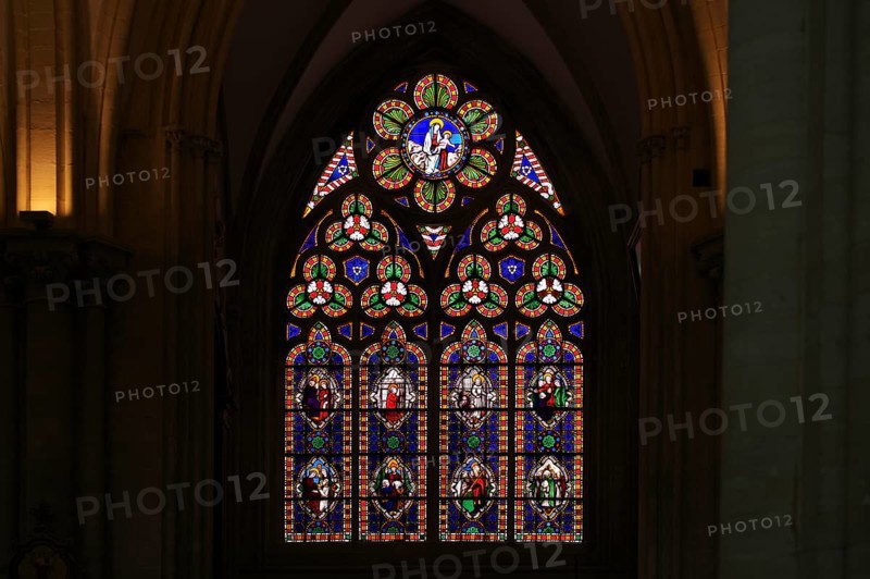 Interior view, stained glass window, coloured church windows, Cathédrale Notre-Dame de Bayeux, Bayeux, Calvados, France