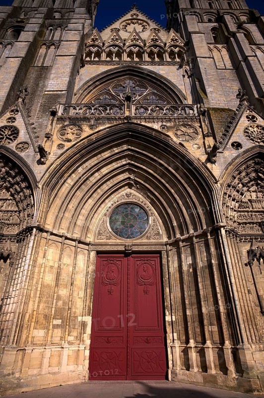 Main portal, west façade, Cathédrale Notre-Dame de Bayeux, Bayeux, Normandy, Calvados, France
