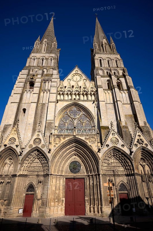 West façade, Cathédrale Notre-Dame de Bayeux, Bayeux, Normandy, Calvados, France