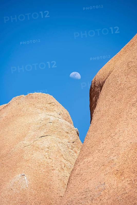Moon and rock formation, Pontok Mountains, Great Spitzkoppe, Spitzkoppe, Great Spitzkoppe Nature Reserve, Namibia