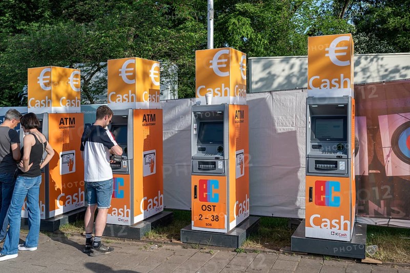 Specially installed ATM for the Erlangen Bergkirchweih, traditional twelve-day folk festival, Erlangen, Middle Franconia, Bavaria, Germany
