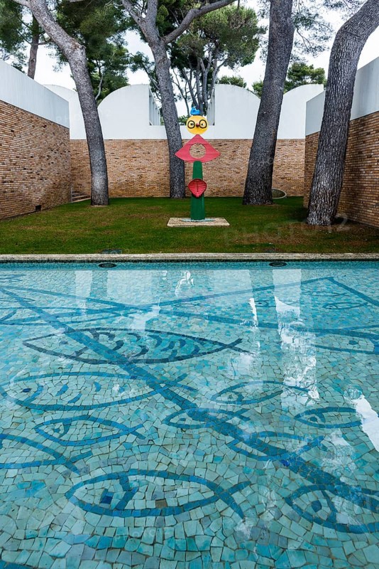 Museum, Fondation Maeght, artist Georges Braque, St. Paul de Vence, Provence Alpes Côte d'Azur, South of France, France